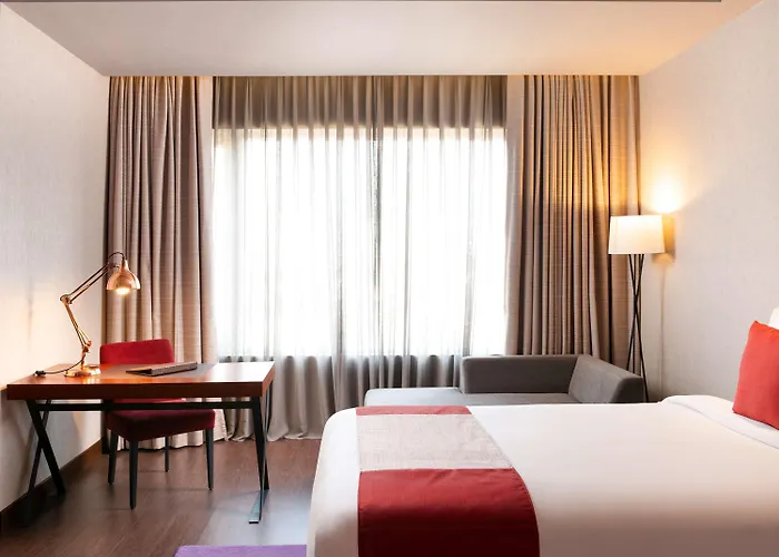 Executive Club Twin Room